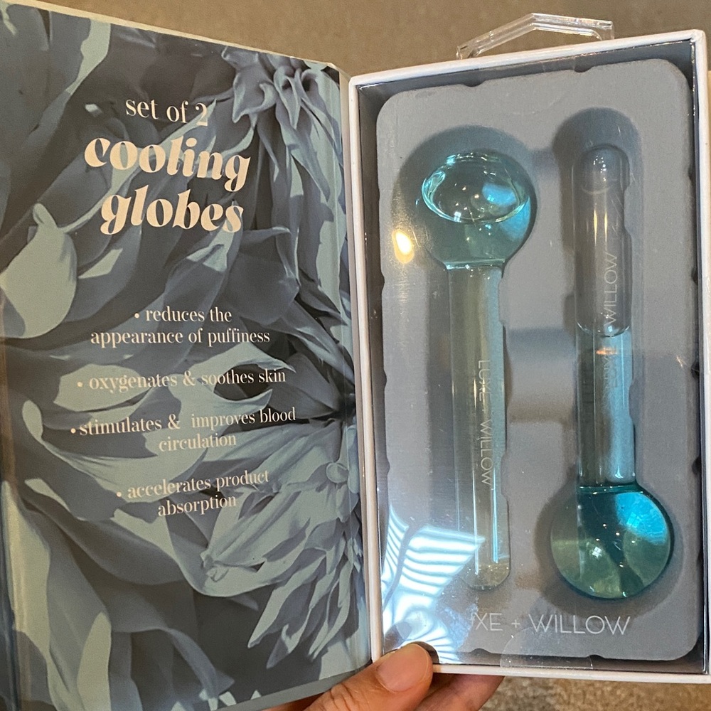 Luxe & Willow Cooling Globes Set in Blue